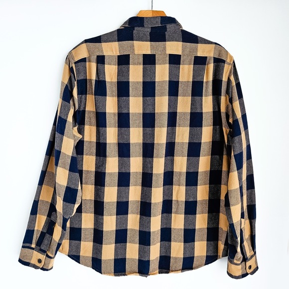 J Crew XL 100% Cotton Flannel Shirts Lot Of 2 Mens XL Slim & Classic Checkered - Picture 10 of 12